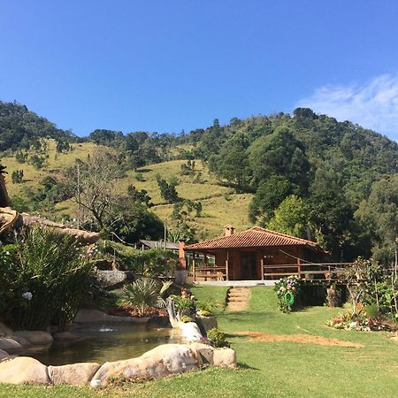 Sitio Com Piscina Natural E Cascata, Com Linda Vista Em Lumiar. Bagian luar foto