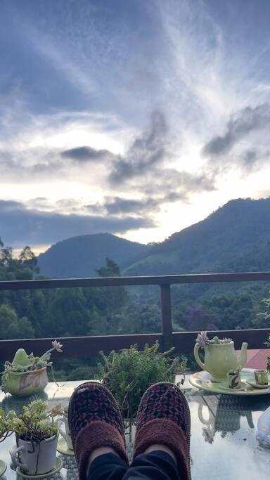 Sitio Com Piscina Natural E Cascata, Com Linda Vista Em Lumiar. Bagian luar foto